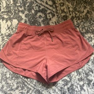 Crazy yoga dusty pink shorts/ Xs